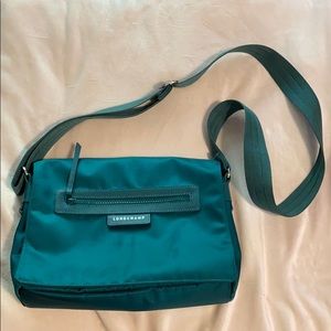 Green Longchamp crossbody bag
